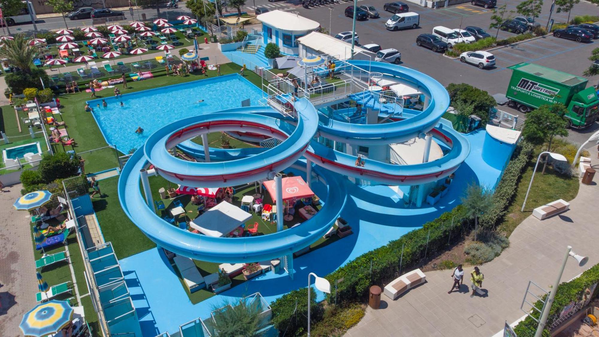 Hotel Nuova Medusa Rimini Exteriör bild
